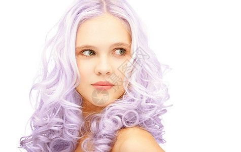 美丽发型少女与时尚的紫丁香染色头发少女,时尚的紫丁香染色头发图片