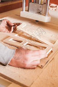 机器工作,木制切割字母铣刀数控机器工作铣刀木材图片