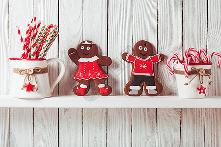 诞节金格门家厨房的木制架子上诞节金格门家族图片