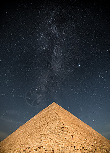 银河系吉萨法老的金字塔开罗,埃及图片