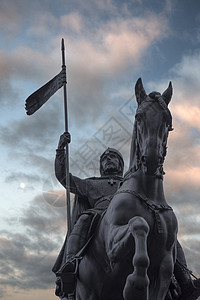 位于布拉格博物馆前的wenceslas广场上的stwenceslas纪念碑旺西斯拉斯纪念碑图片