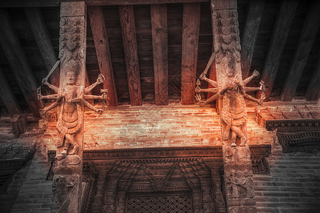 用石头木头雕刻的古代尼泊尔雕像尼泊尔的雕像图片