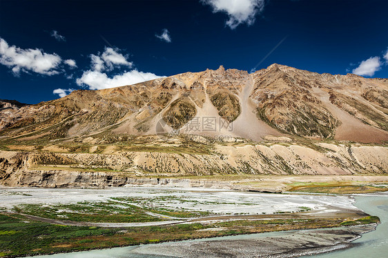 喜马拉雅山脉的喜马拉雅景观沿马纳利莱赫公路印度希马查尔邦喜马拉雅景观图片