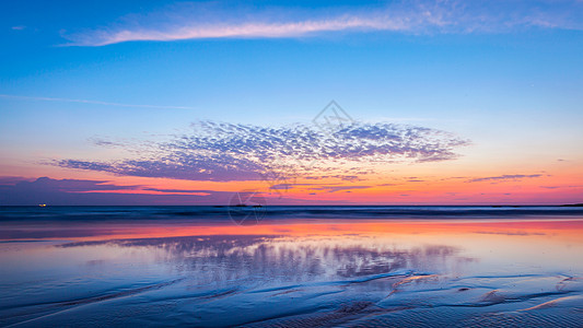 海滩上日落的全景印度果阿海滩上的日落果阿图片