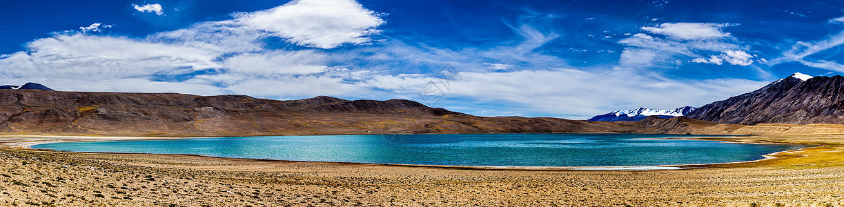 喜马拉雅Kyartso湖全景,喜马拉雅山,拉达克,喜马拉雅湖Kyartso全景,图片