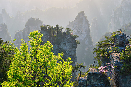 中国著名的旅游景点张家界石柱崖山日落湖南武陵源张家界山脉,中国图片