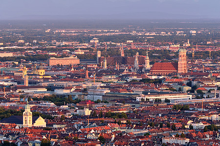 俯瞰城市图日落时奥林匹亚图姆奥林匹克塔俯瞰慕尼黑中心慕尼黑,巴伐利亚,德国慕尼黑的鸟瞰慕尼黑,德国背景