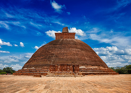 斯里兰卡旅游地标Jetaranama大戈巴佛教佛塔古城Anuradhapura,斯里兰卡达戈巴佛教佛塔古城图片