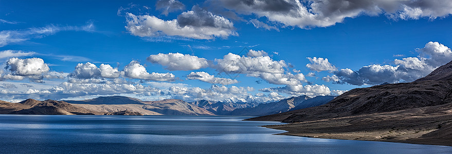 喜马拉雅山喜马拉雅山脉TsoMoriri湖全景科尔佐克,昌桑地区,拉达克,查谟克什米尔,喜马拉雅山的TsoMori图片