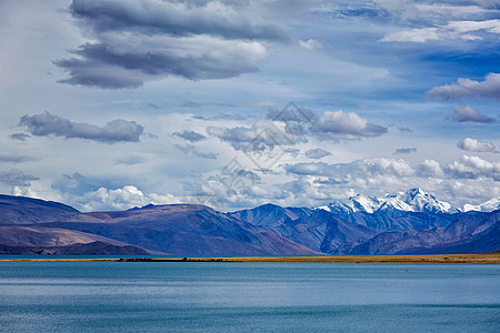 喜马拉雅山的喜马拉雅山湖TSO莫里里科尔佐克,昌桑地区,拉达克,查谟克什米尔,喜马拉雅山的TsoMoriri湖图片