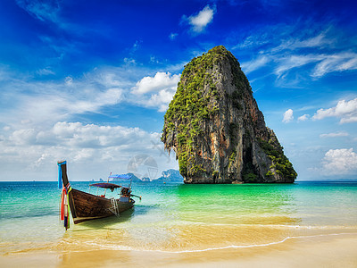 热带海滩度假旅游长尾船热带海滩,克拉比,泰国泰国海滩上的长尾船图片