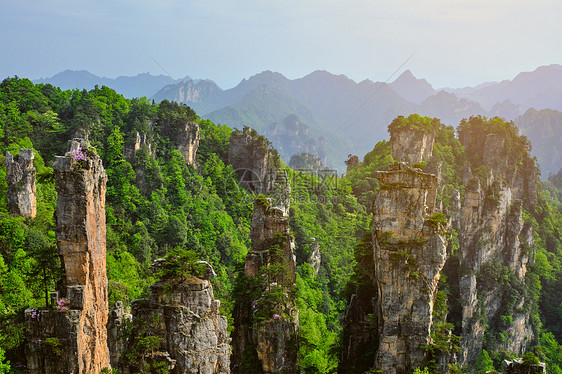 中国著名的旅游景点张家界石柱崖山日落湖南武陵源张家界山脉,中国图片