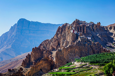 喜马拉雅山悬崖上的丹卡尔贡帕修道院丹卡尔,斯皮蒂山谷,希马哈尔邦,印度印度喜马拉雅山悬崖上的丹卡尔贡帕修道院图片