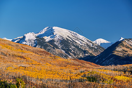 秋季景观基伯尔科罗拉多岩石山,美国图片