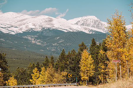 季节秋天冬天洛基山,科罗拉多州,美国图片