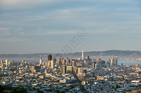 旧金山天际线景观双峰,加利福尼亚,美国图片