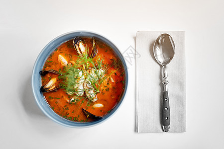 食物,新北欧美食,烹饪烹饪海鲜汤与鱼蓝色贻贝碗海鲜汤,碗里鱼蓝色贻贝背景图片