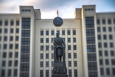 明斯克独立广场上的议会大楼白俄罗斯图片
