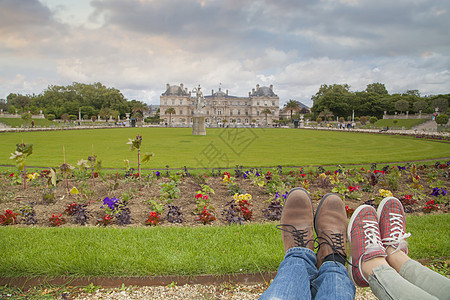 恋人的腿卢森堡花园巴黎市中心的宫殿公园合奏图片