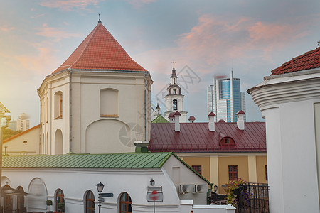 火车站广场上的两座塔城门明斯克白俄罗斯图片