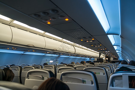 现代客机喷气式飞机的内部机舱图片