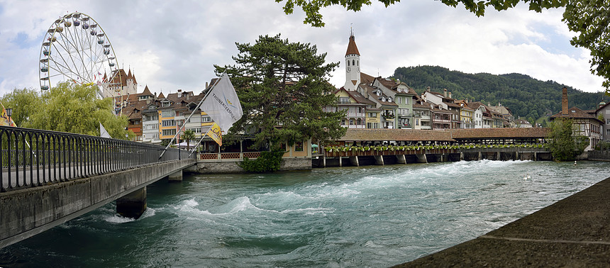 图恩,瑞士城堡图片