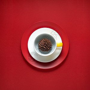 厨房用具的创意照片,红色背景上画食物的盘子图片
