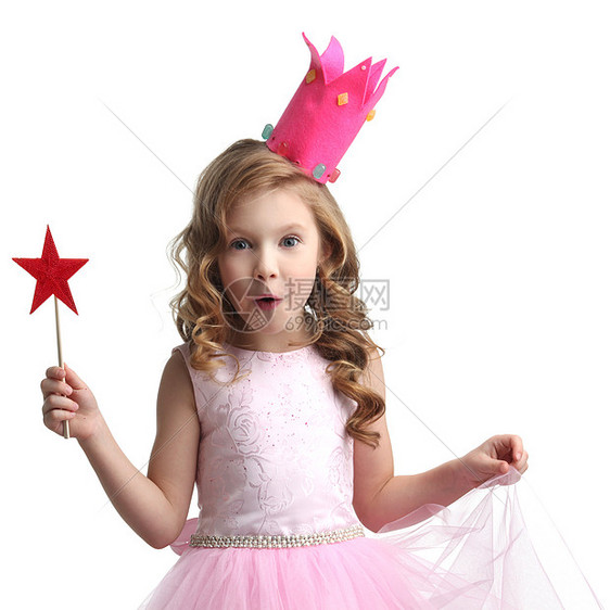 小仙女带着魔杖小仙女穿着粉红色的衣服皇冠,用魔杖白色的背景上隔离图片