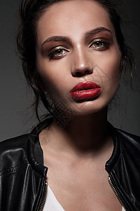 性感红唇美丽的女模特图片