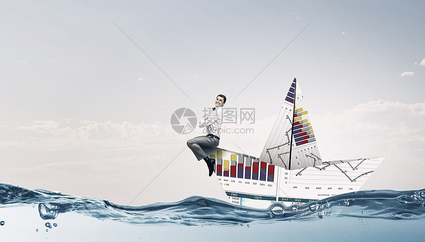 纸船上商人漂浮纸制的船上图片