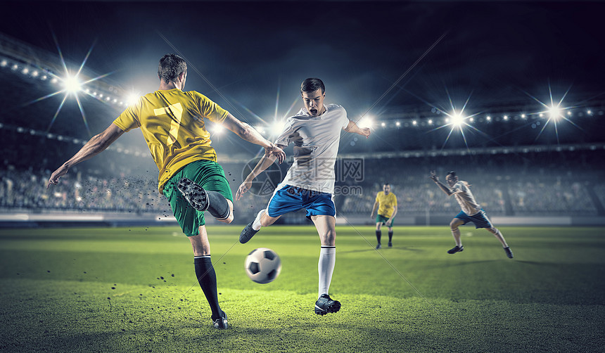 足球录像回放在重大赛事中屡次改变比赛最终走向