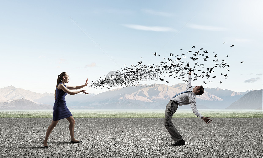 轻的商人飞扬的人物中退缩