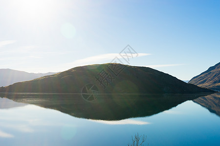 风景如画新西兰阿尔卑斯山湖泊的自然景观图片