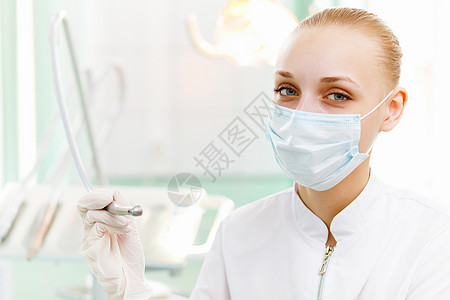 牙科工人牙医助理的肖像图片