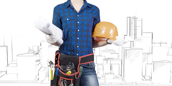 女建筑工人把手里着安全帽文件的女建筑工人关来图片