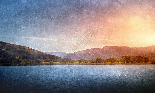 自然景观古老的乡村风格的自然山湖景观图片