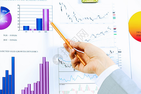 立即下载照片  |业务分析特写人手铅笔的图像营销演示