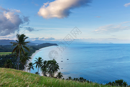 令人惊叹的海景海湾山区岛屿,巴拉望,菲律宾图片