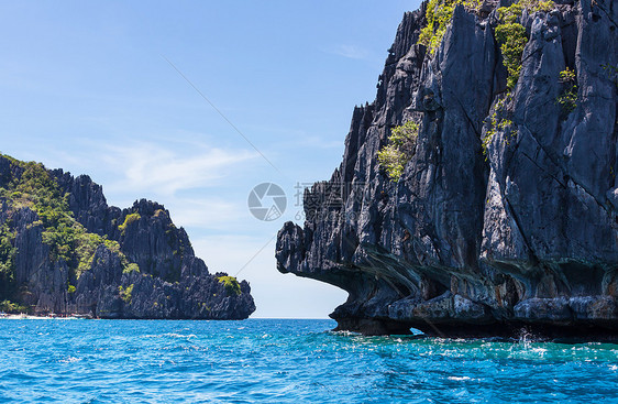 令人惊叹的海景海湾山区岛屿,巴拉望,菲律宾图片