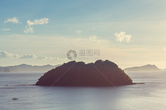 令人惊叹的海景海湾山区岛屿,巴拉望,菲律宾图片