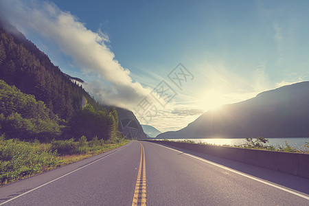 夏季加大落基山脉风景如画的山景图片