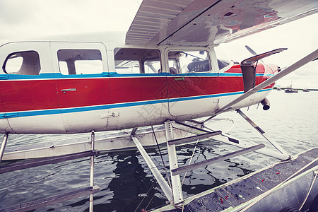 阿拉斯加的水上飞机阿拉斯加的水上飞机夏天的季节图片
