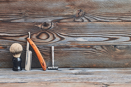 老式理发店工具旧的木制背景与图片