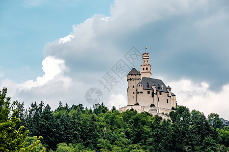 马尔堡城堡莱茵河谷莱茵峡谷附近的布鲁巴赫,德国建于1117图片