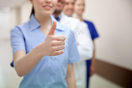 职业,人,医疗保健,手势医学快乐的医生医生医院走廊竖大拇指图片