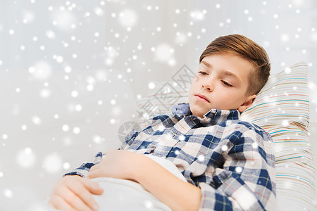 童,医疗,人医学生病的男孩流感躺床上,家里的雪图片