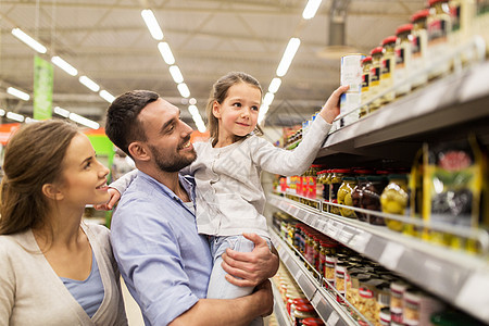 销售,购物,消费主义人们的幸福的家庭与孩子购买食品杂货店超市图片