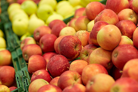 水果,收获,食物销售成熟苹果杂货店市场杂货店市场上成熟的苹果图片