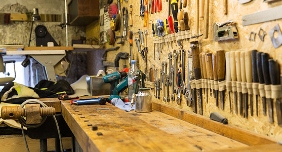 木工木工设备车间的工作工具工作台车间的工作工具工作台图片