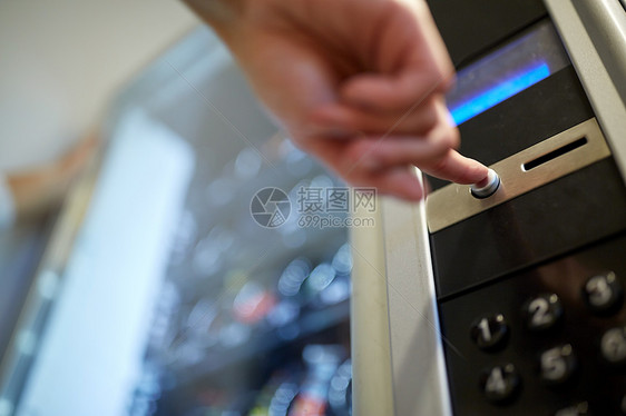 销售,技术消费自动售货机操作板上的手动按钮自动售货机上的手动按钮图片